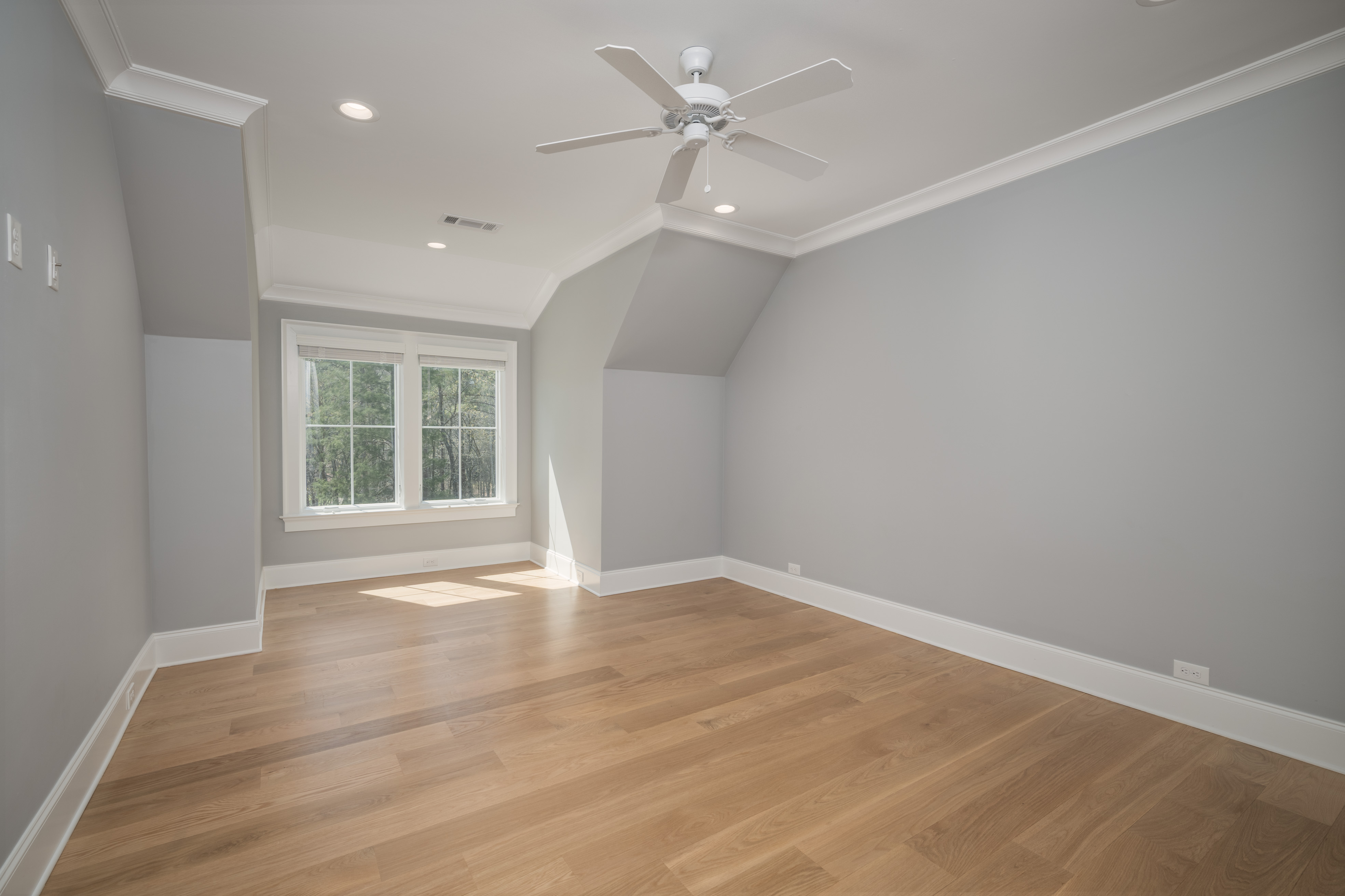 1100 Fox Bend image 42